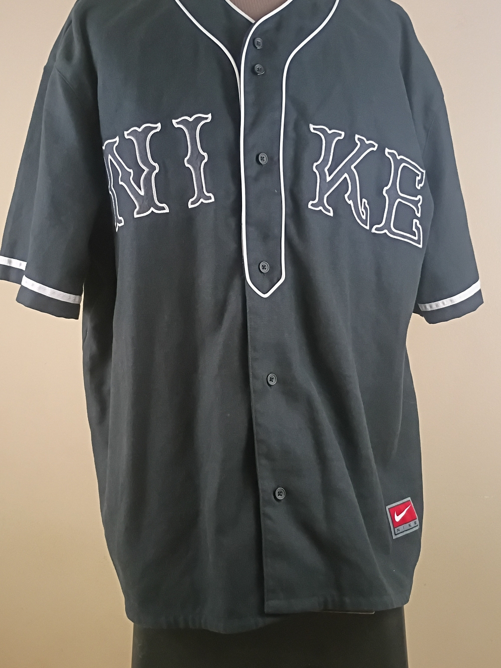 Nike Men’s Black Baseball Jersey with White Trim